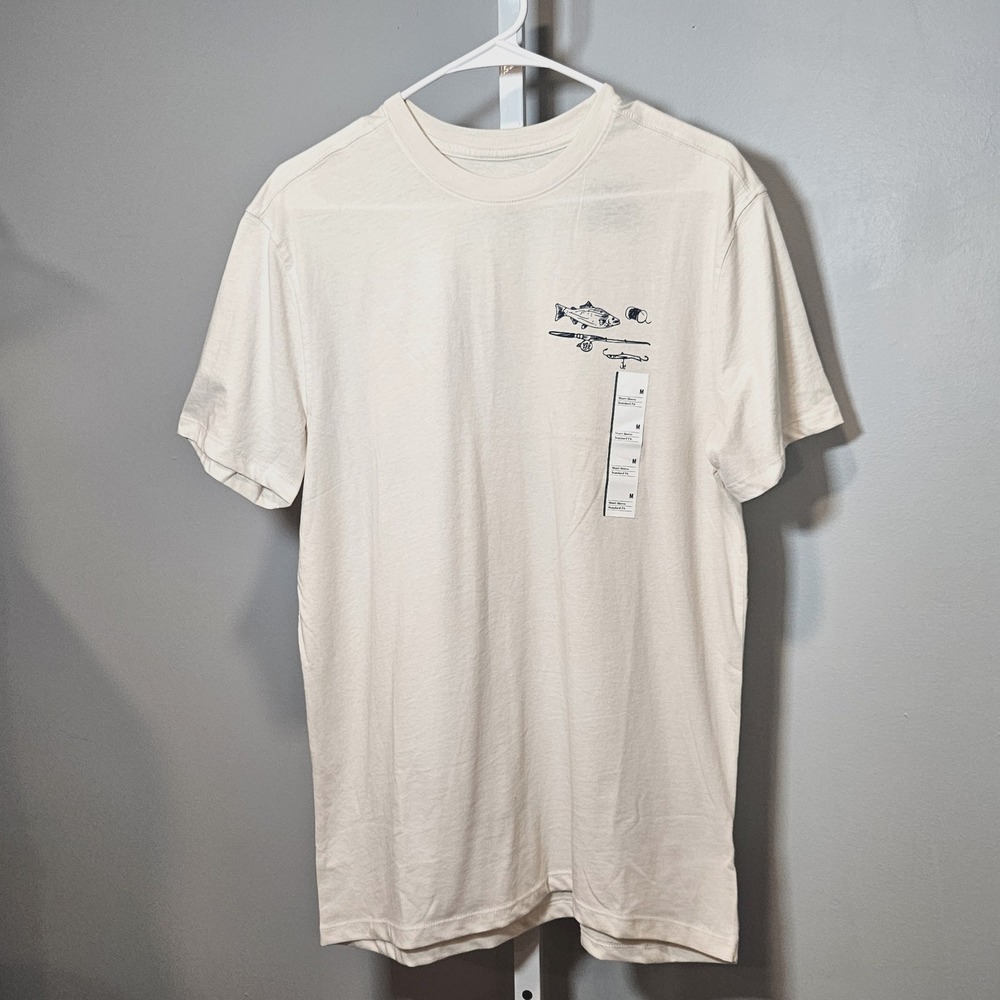 NWT Goodfellow & Co Mens Size M Ivory-Colored T-shirt w/Fishing Graphics.